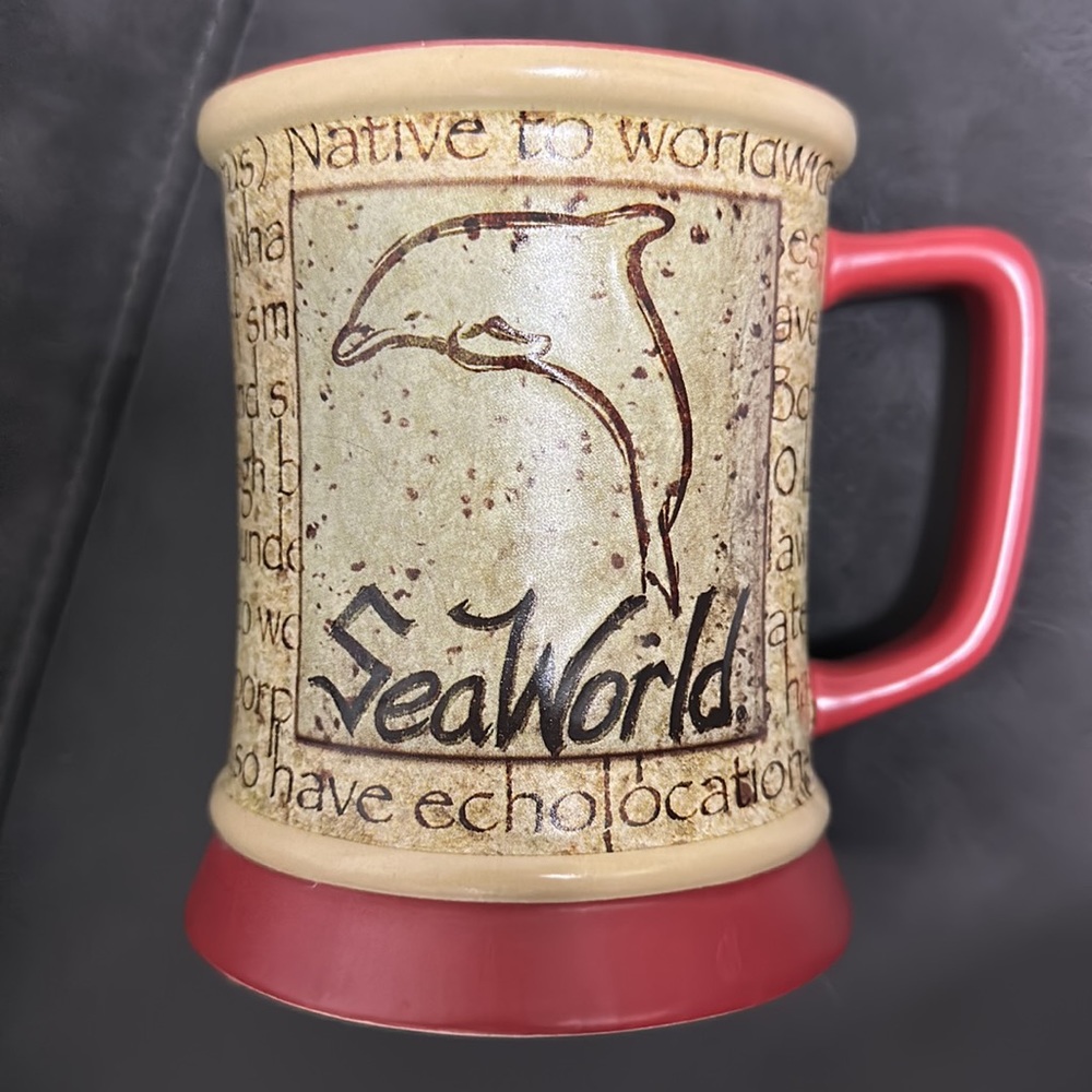 SEAWORLD Dolphin, SeaWorld logo on bottom, graphics, texture, wide bottom